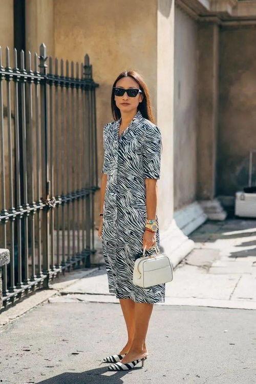 欧美演唱服饰图片